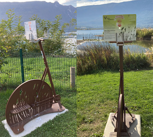 Mobilier installé devant le lac du Bourget intégrant le principe de vision de l'image, dispositif dit 